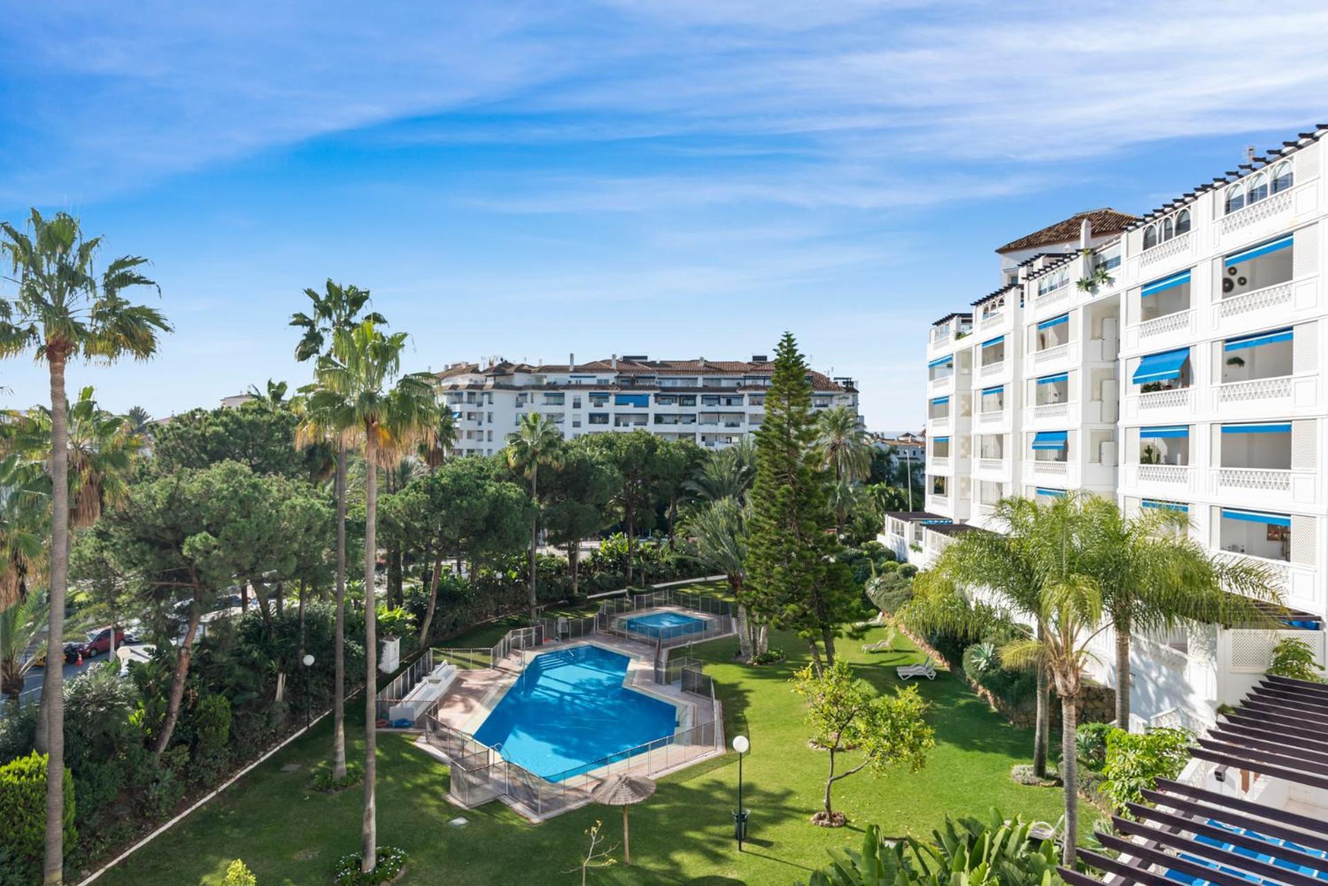3 En Gaviotas Ref G1 209 * Marbella